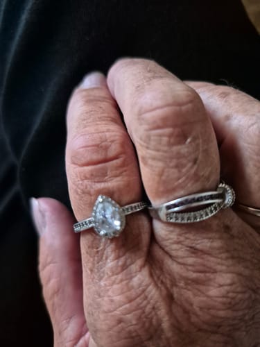 Customer photo review of Teardrop From Heaven Urn Ring