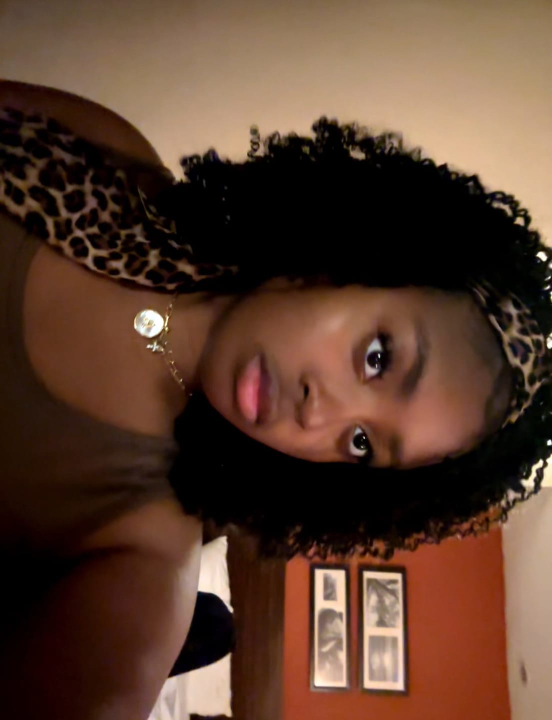 Customer photo review of Zury Sis V11 Mini Twist Crochet Loop Braids - YANKY TWIST 9"/10"/11"