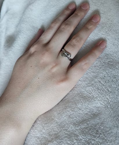 Customer photo review of To My Daughter - Hug Ring