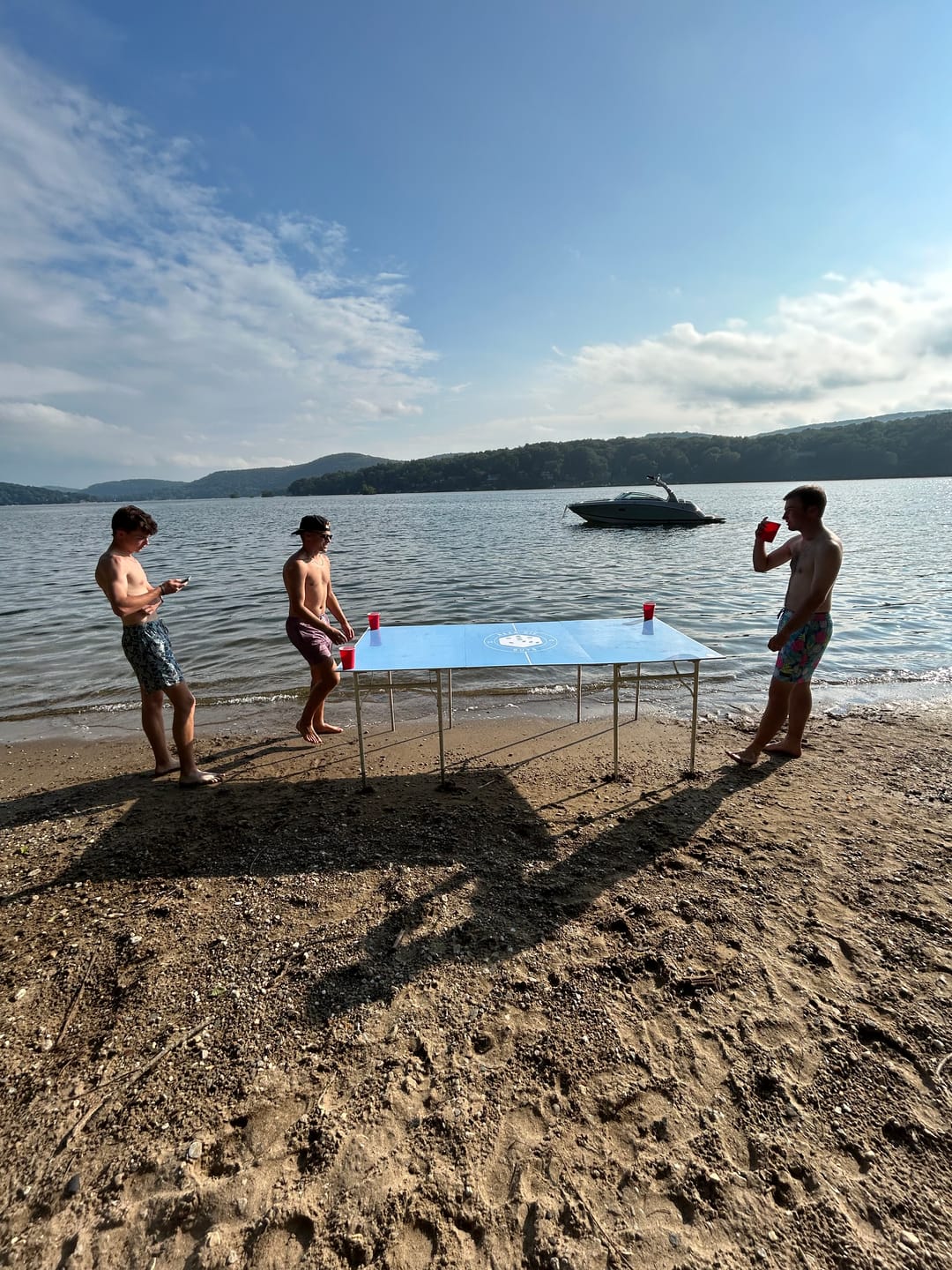 Customer photo review of BDG Portable Beer Die Table