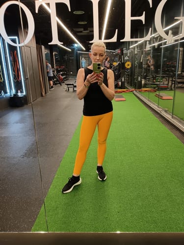 Customer photo review of Leggins Tropicalia Passion Fruit