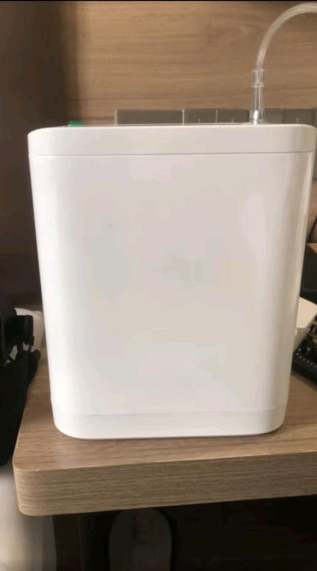 Customer photo review of Portable 1-8 Adjustable Pulse&Continuous Flow 5 Hours Battery Oxygen Concentrator - BE12
