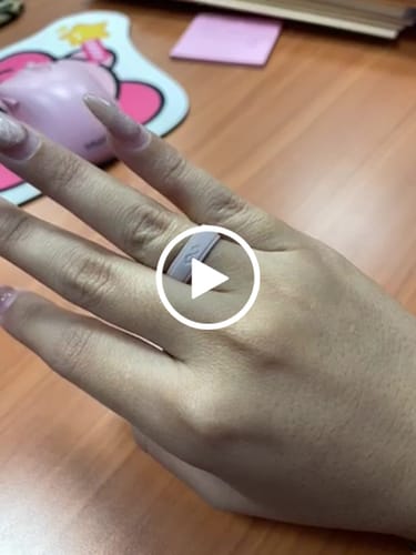 Customer video review of GIFT RING Women's Infinity Silicone Ring. Soft, Comfortable & Durable Wedding Band. US Design Patent