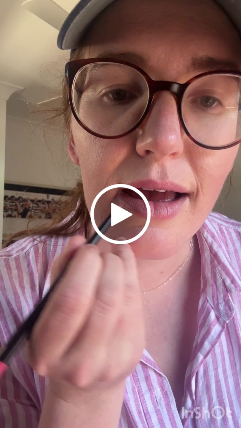 Customer video review of Soft Silhouette Lip Liner