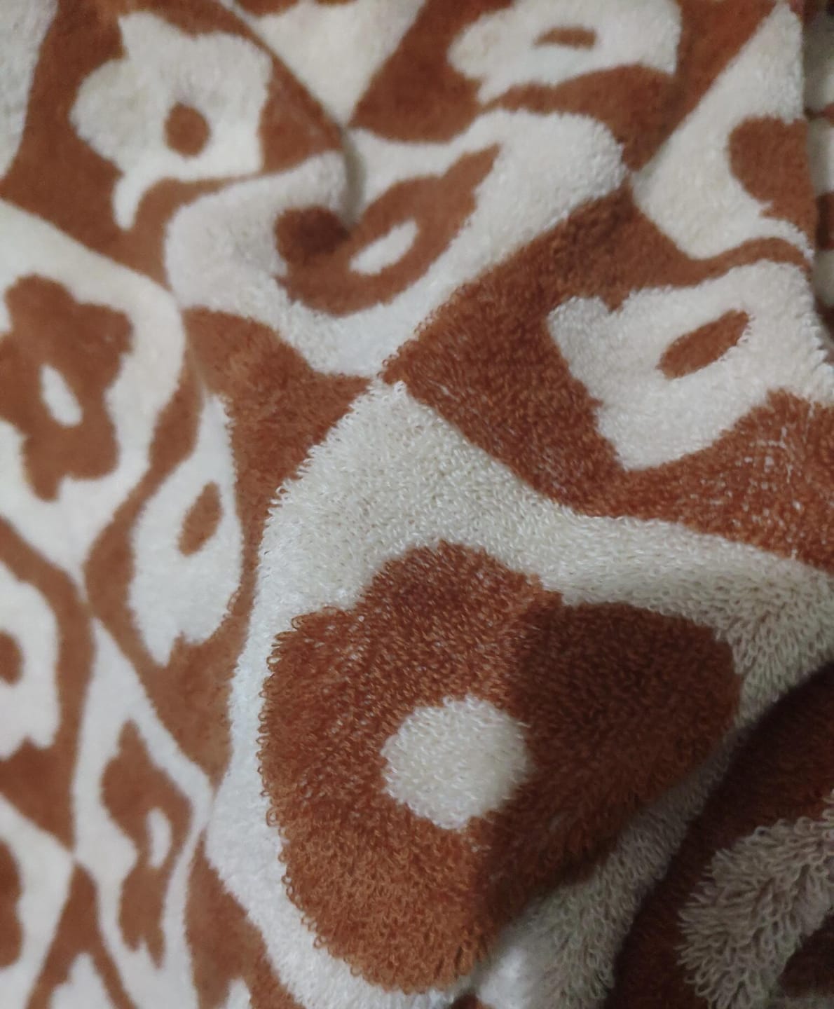 Customer photo review of Floral Checkered Towel Collection