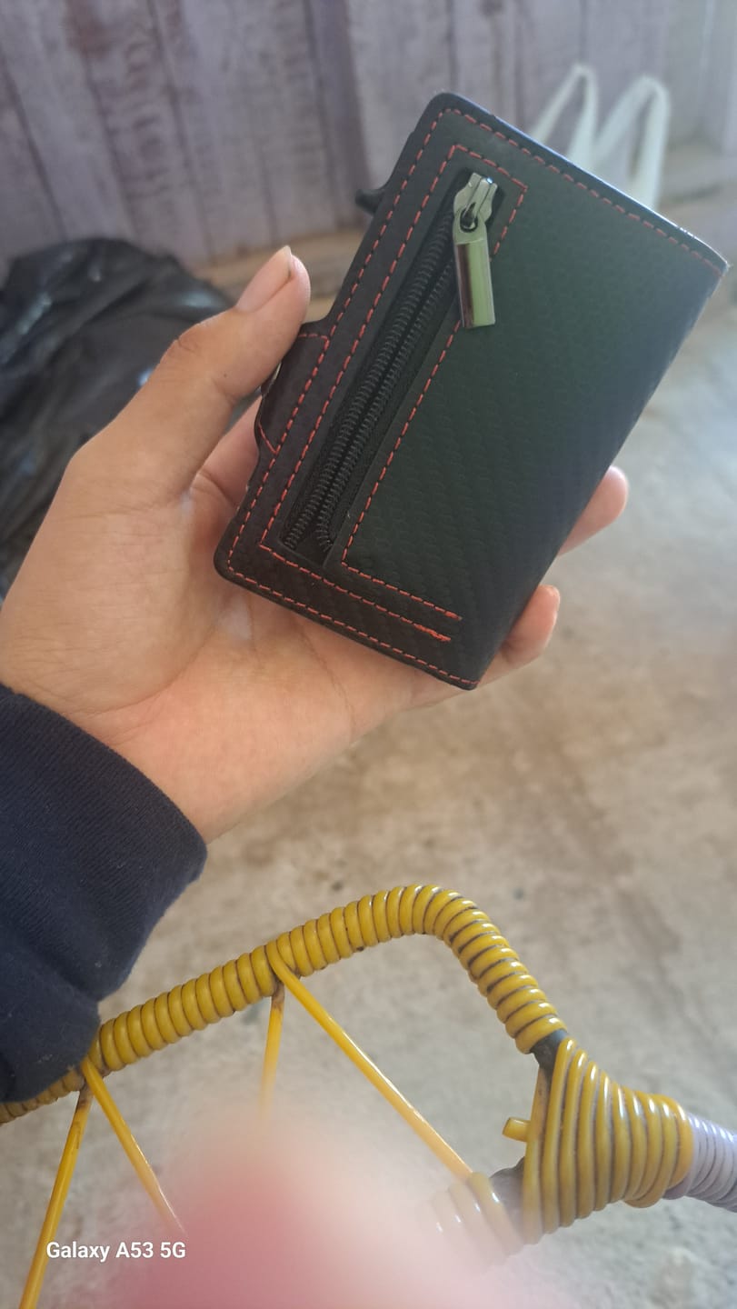 Customer photo review of E - CARBON FIBER RED