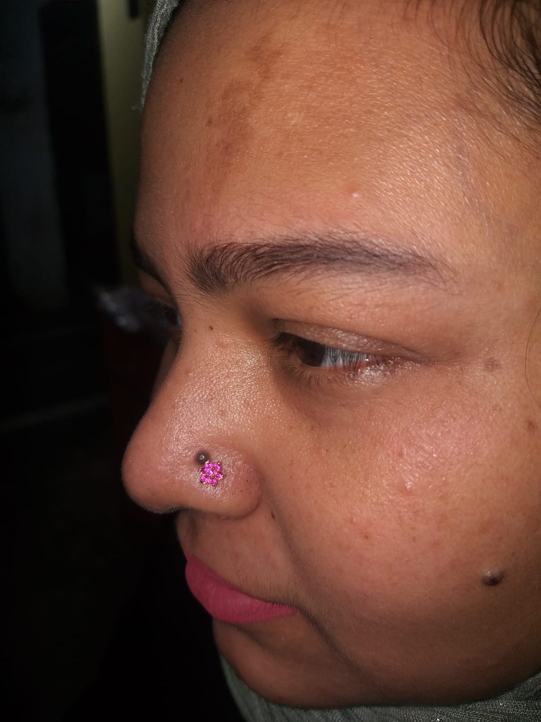 Customer photo review of Heartfelt Brilliance Screw Nose Pin