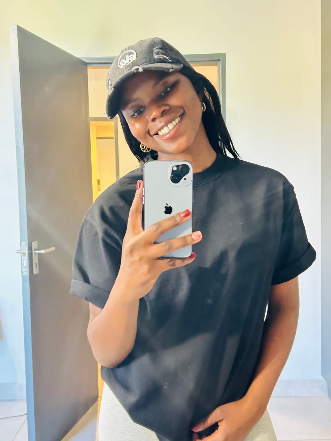 Customer photo review of Era Distressed Black Denim Cap