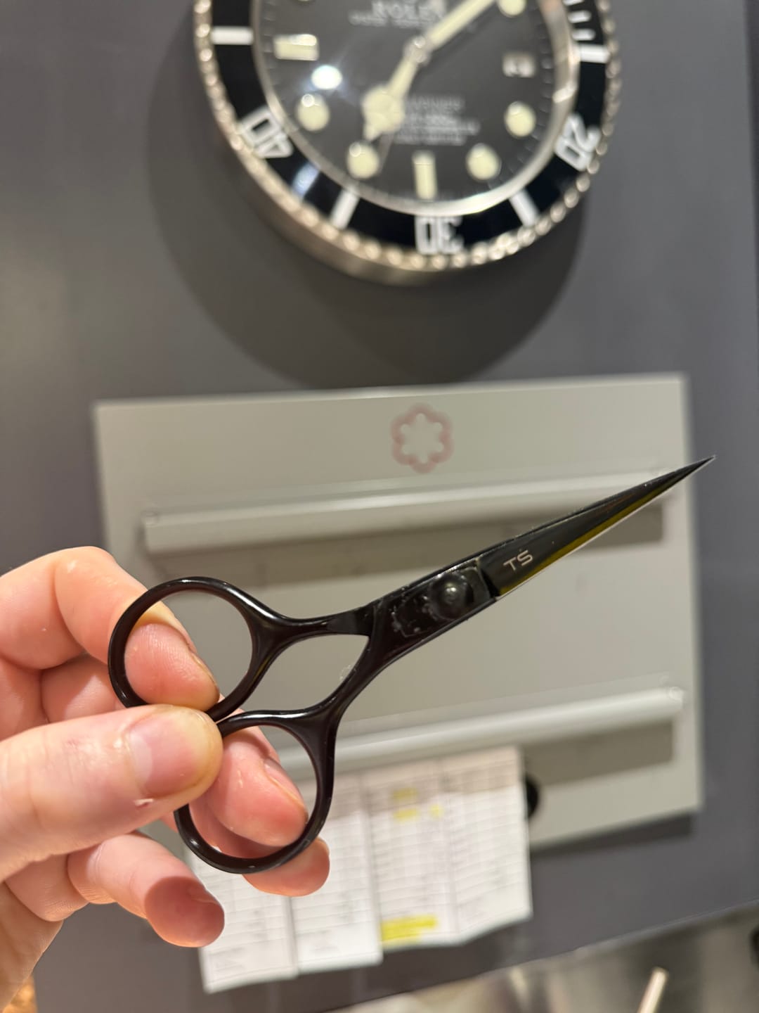 Customer photo review of SuperSharp Kitchen Scissors