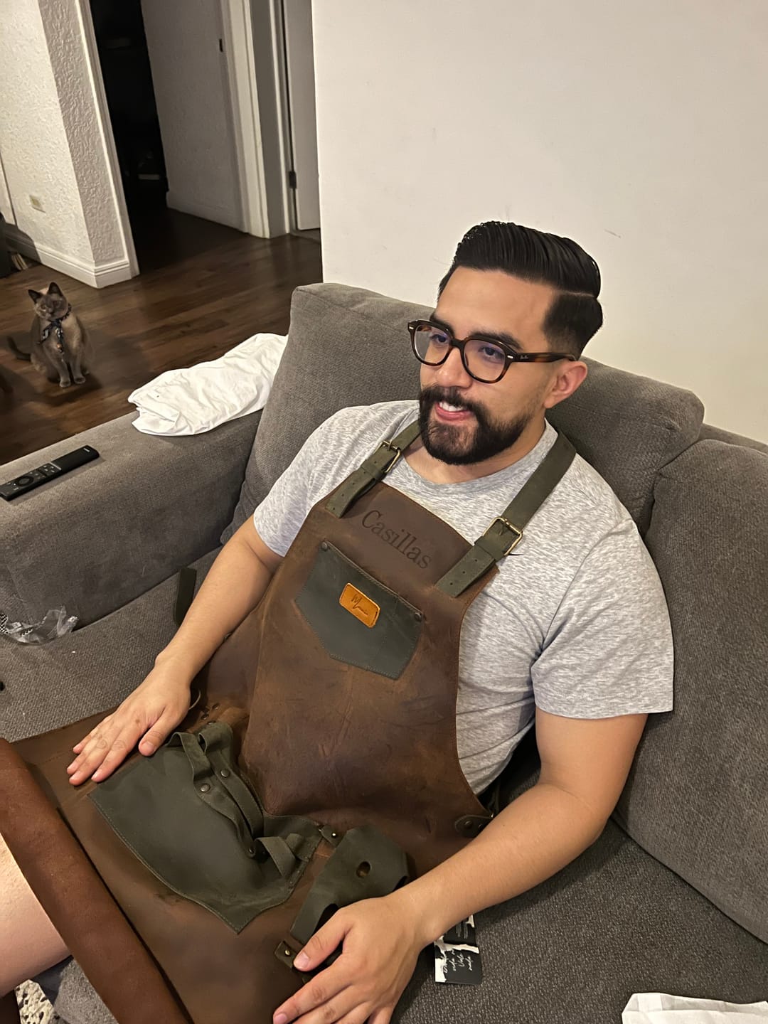 Customer photo review of Mandil Parrillero T-Bone 100% Piel