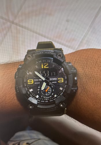 Customer photo review of D-SHOCK Die Stabilste Smartwatch"
