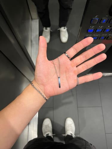 Customer photo review of Minimal Bar Necklace (V2) Silver