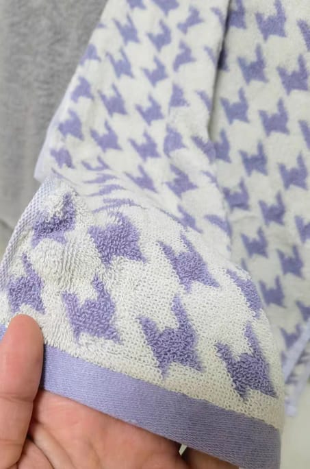 Customer photo review of Classic Houndstooth Towel Collection