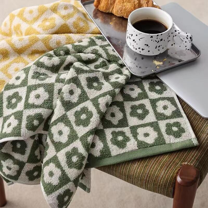 Customer photo review of Floral Checkered Towel Collection