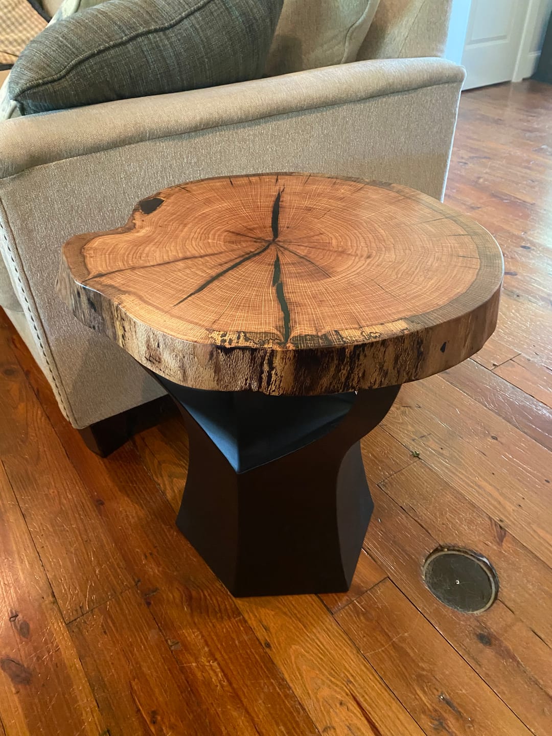 Customer photo review of End Table Legs 216 Namu 20H Metal Modern Design