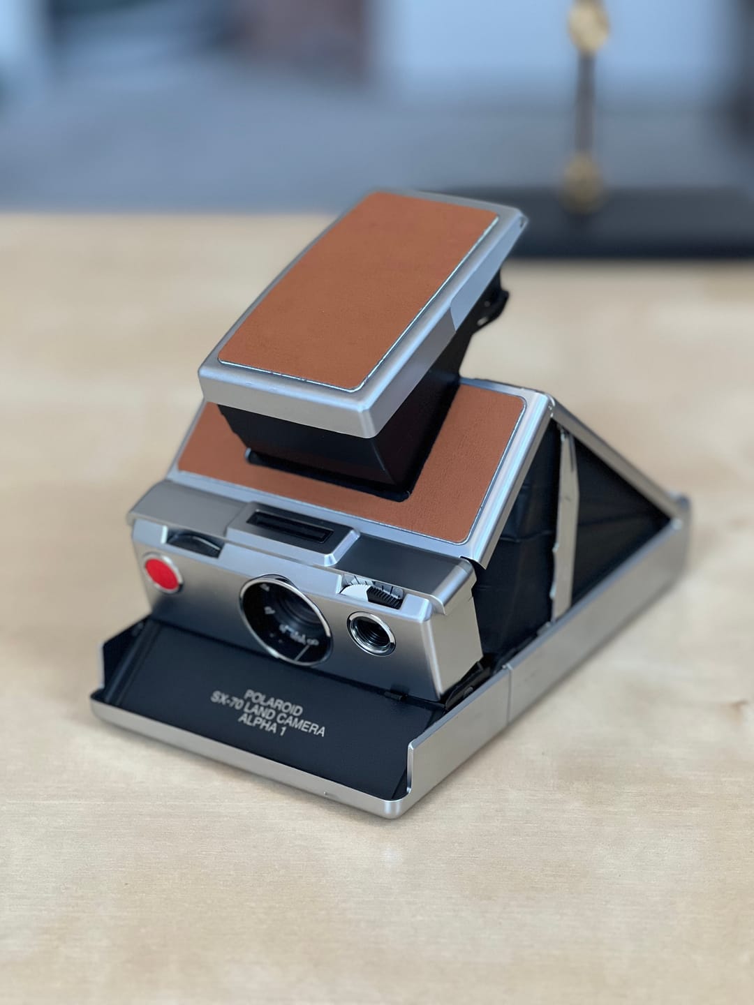 Polaroid SX-70 Alpha 1 Chrome Folding Instant Film Camera – Retrospekt