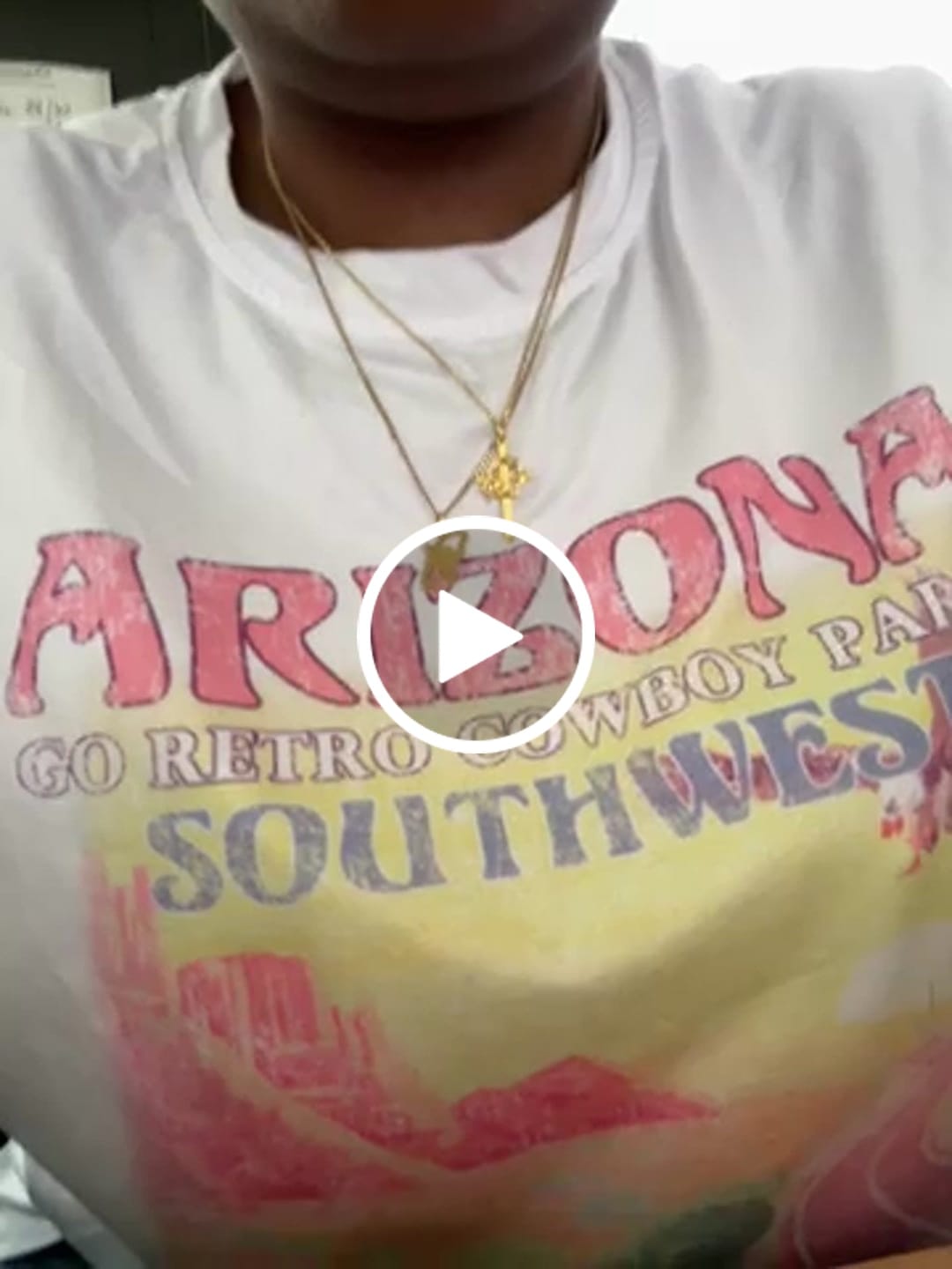 Customer video review of Crown of Thorns Rose Cross Pendant Necklace