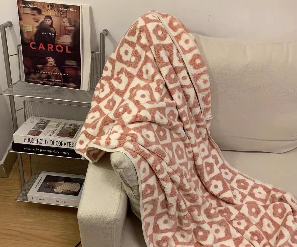 Customer photo review of Floral Checkered Towel Collection