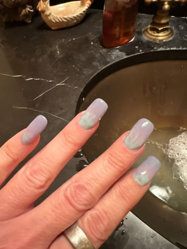 Customer photo review of D1422 Chill Pill Triple Mood Changing Dip Powder