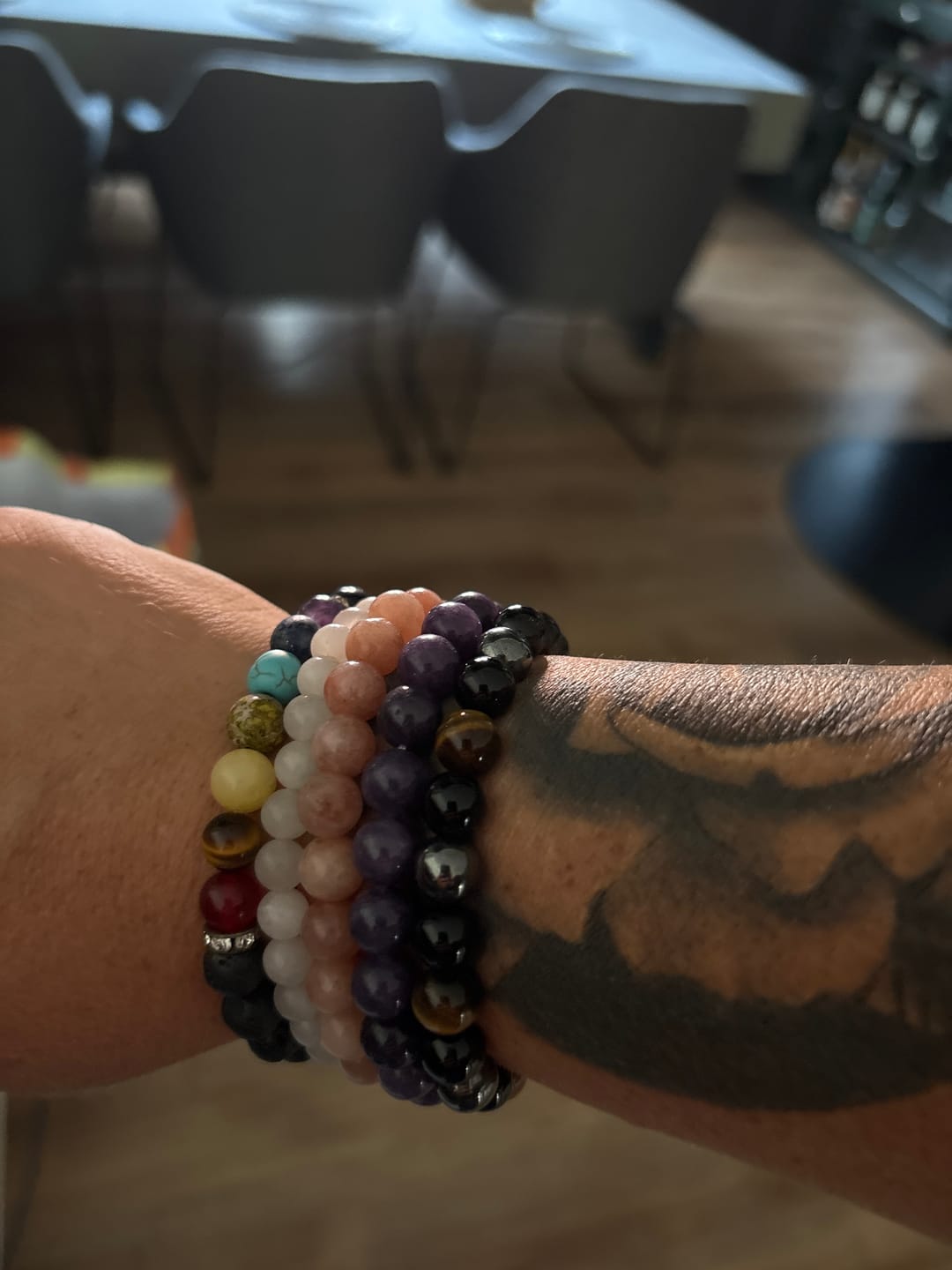 Customer photo review of Schutz Armband: Turmalin, Tigerauge, Hämatit | Dreifach Schutz