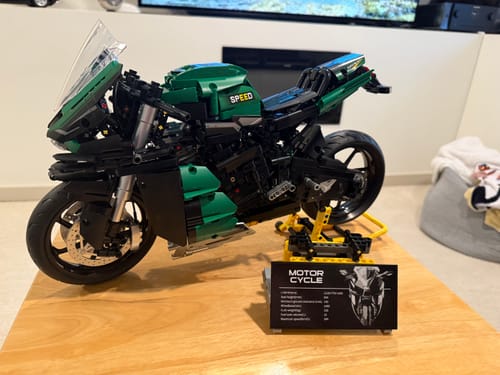 Customer photo review of Green Motorbike 2087pcs