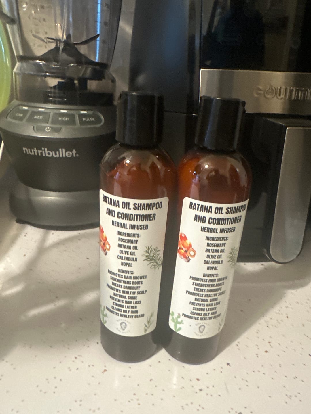 Customer photo review of BATANA OIL SHAMPOO