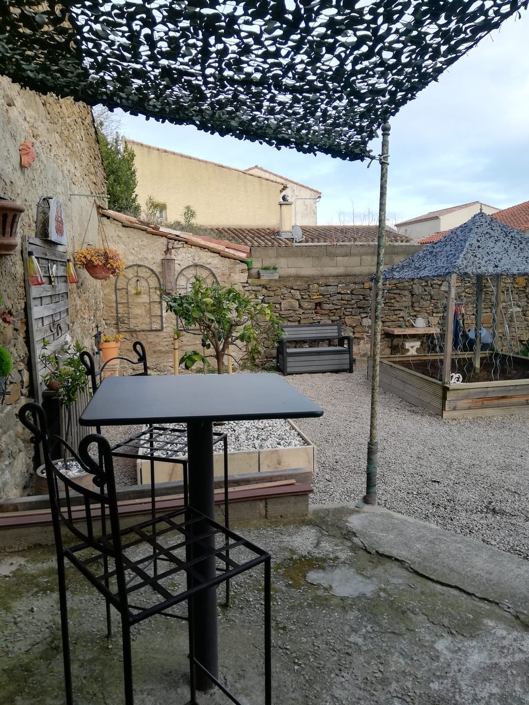 Customer photo review of Gray Camo Netting Sun Shade