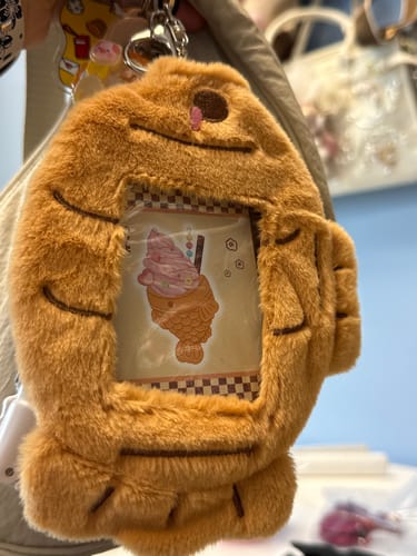 Customer photo review of TAIYAKI BUNGEOPPANG PC HOLDER