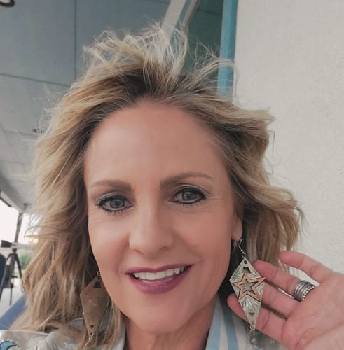 Customer photo review of The Earring Club