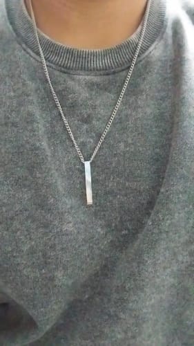 Customer photo review of Minimal Bar Necklace (V2) Silver