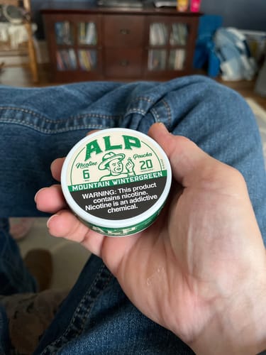 Customer photo review of Mountain Wintergreen Nicotine Pouches