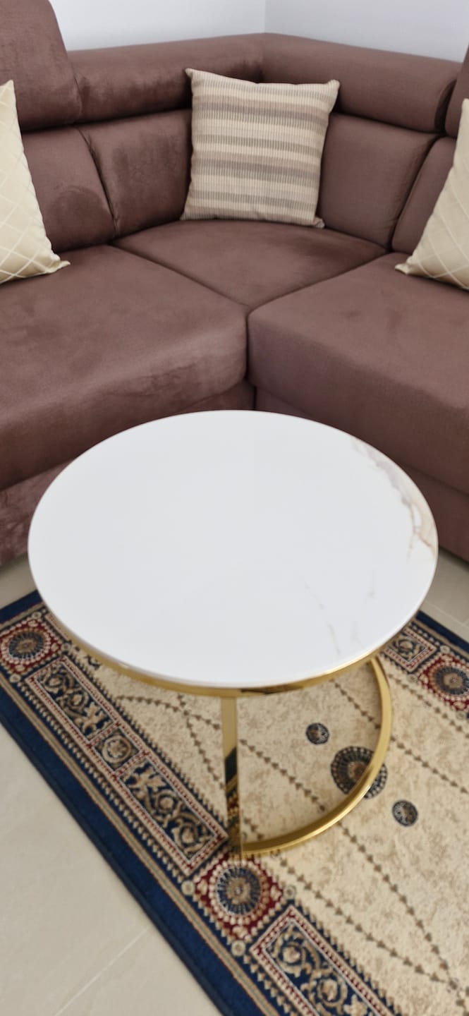 Customer photo review of Set 2 masute cafea PORTAFINO A, alb cu efect de marmura/auriu, ceramica/metal