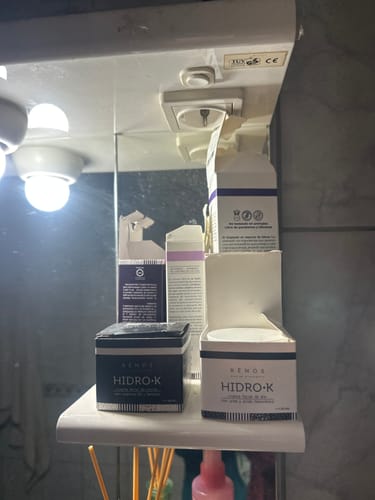 Customer photo review of Pack full rostro: Hidro-K Día, Hidro-K Noche, Contorno de Ojos, Sérum Antiarrugas, Limpiador Facial + DESPACHO GRATIS