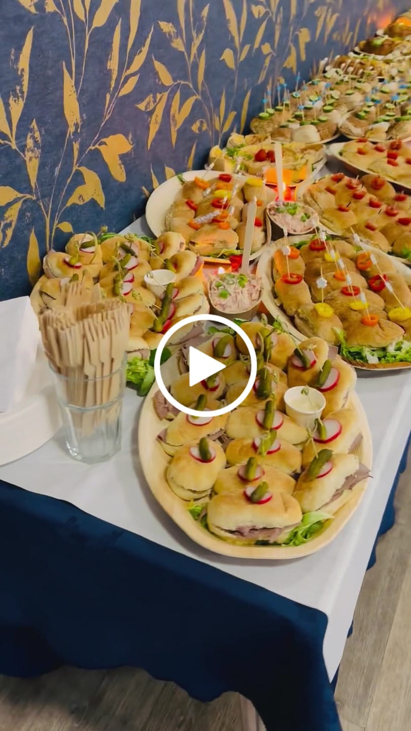 Customer video review of Premium Round Palm Leaf Bowls | Eco-Friendly Disposable Bowls | 8 Sizes