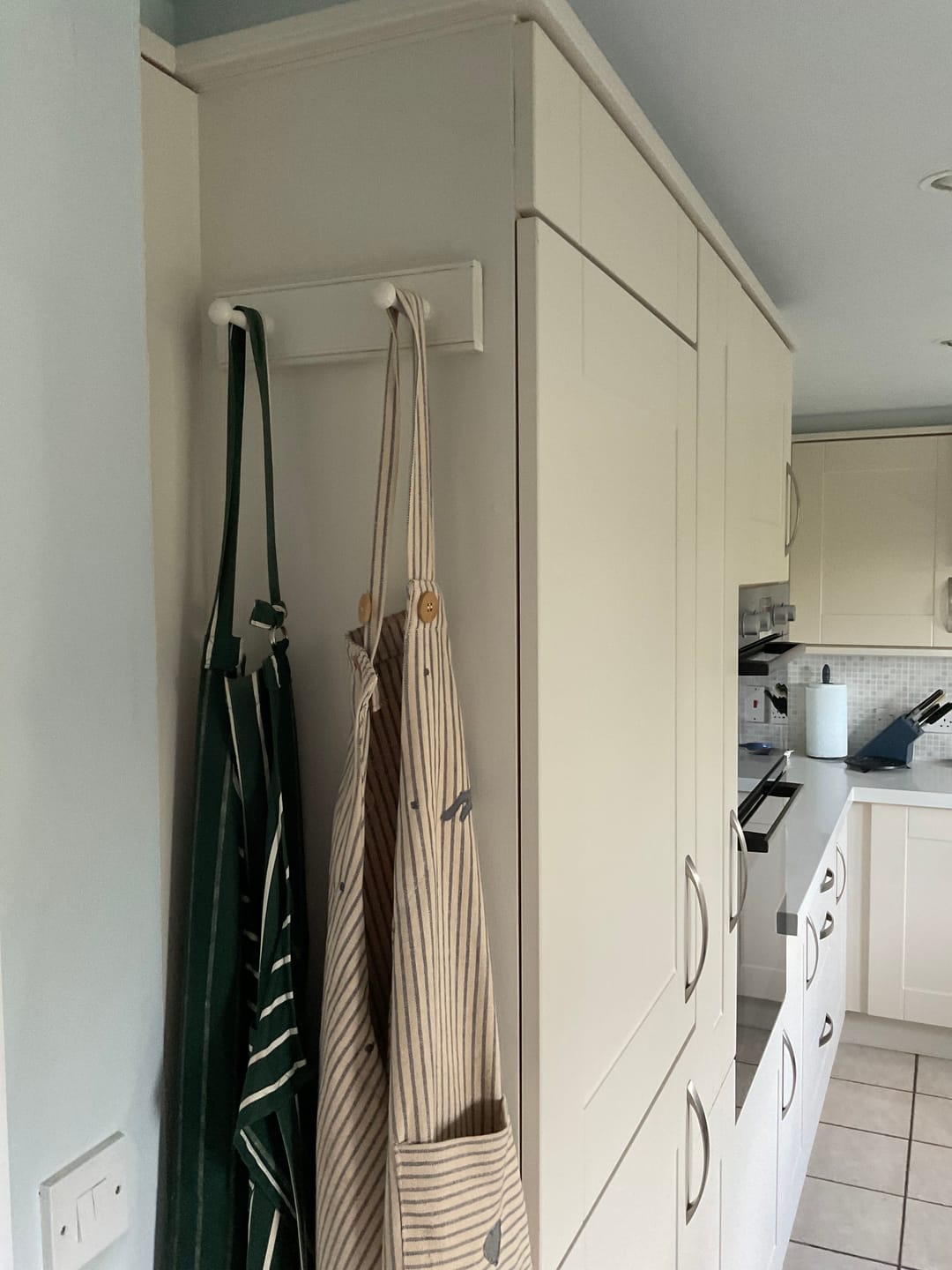 Customer photo review of Oak Shaker Peg Rail