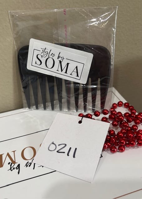 Customer photo review of Wide Tooth Comb