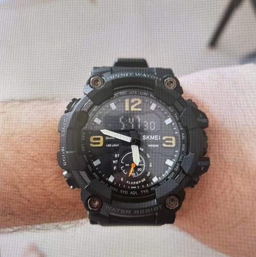 Customer photo review of D-SHOCK Die Stabilste Smartwatch"