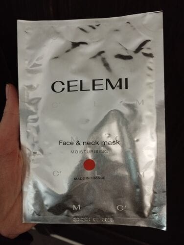 Customer photo review of Intensyviai drėkinanti veido ir kaklo kaukė 15ml