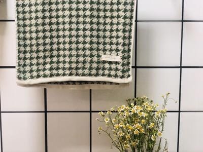 Customer photo review of Classic Houndstooth Towel Collection