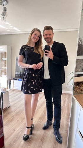 Customer photo review of ELEVATESHOES WHITE CASUAL