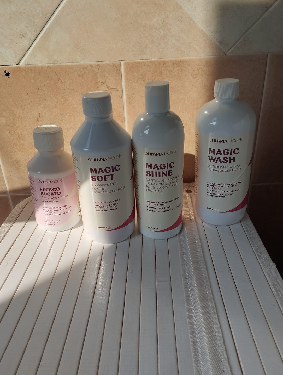 Customer photo review of Magic Shine - Additivo Igienizzante Ultra Concentrato per Bianco & Colori Brillanti Ml.400