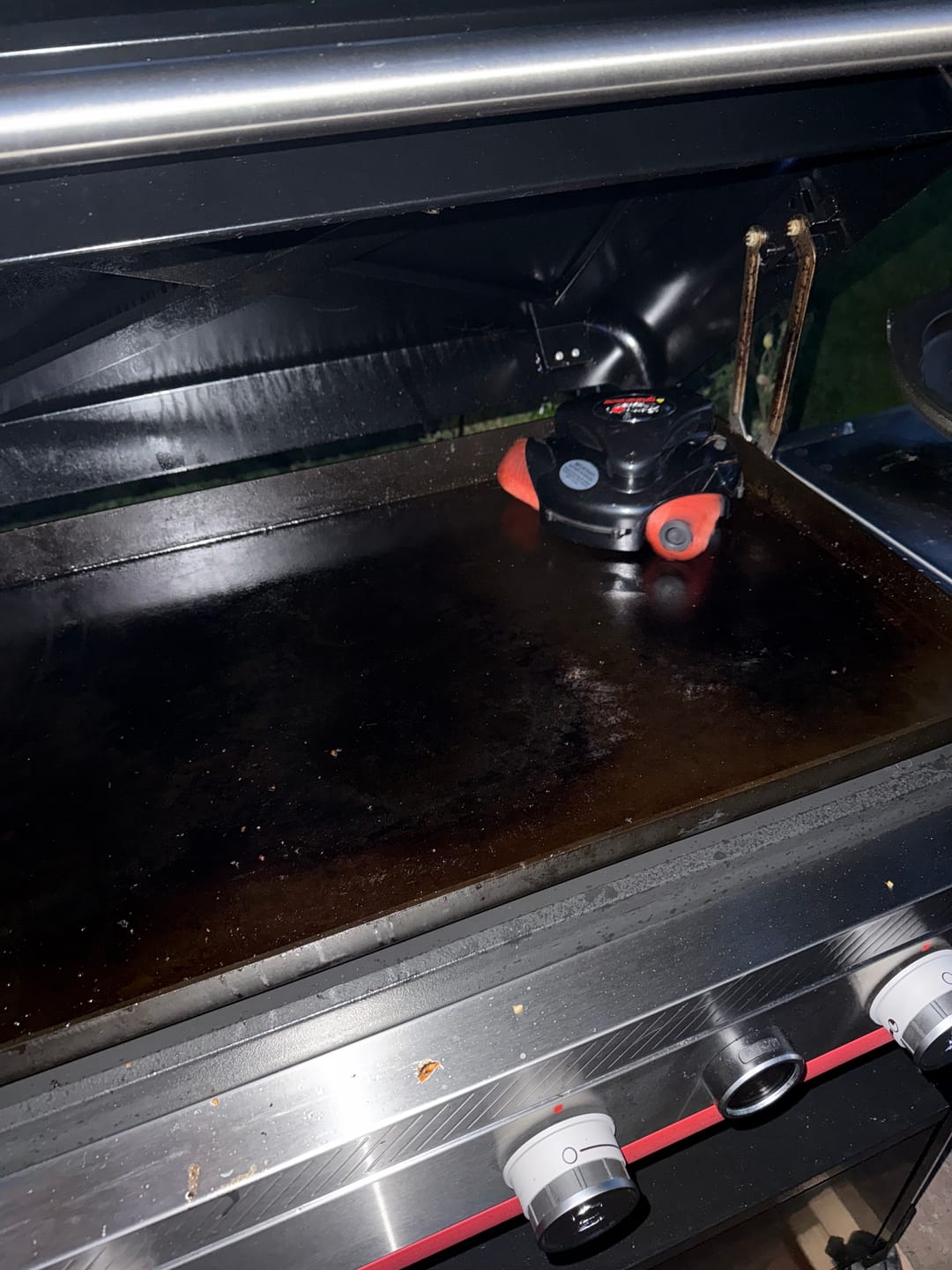 Customer photo review of Grillbot Lithium Rechargeable Battery