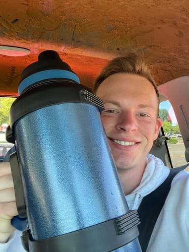 Customer photo review of 135 oz Titan Bottle