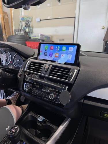 Customer photo review of 10.25'' BMW 1/2er F20 F21 2011-2016 NBT Linux Apple CarPlay Android Auto screen