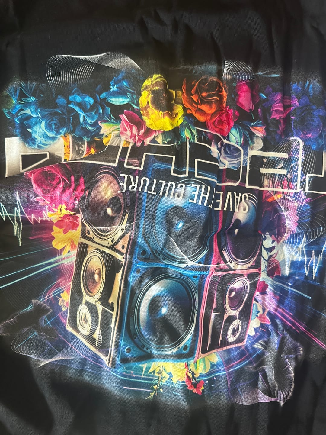 Customer photo review of futuristisches Techno T-Shirt Oversized (Backprint)
