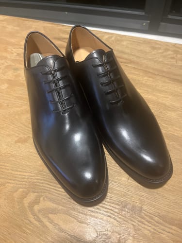Customer photo review of Wholecut Oxford  - Black Lace up