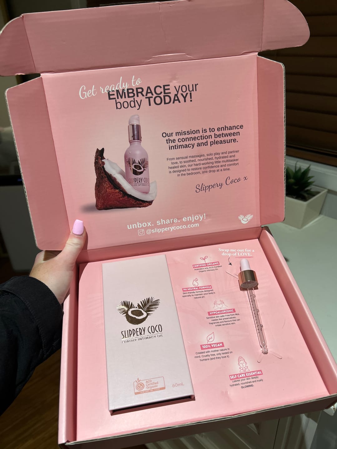 Customer photo review of Luxury Intimacy Oil