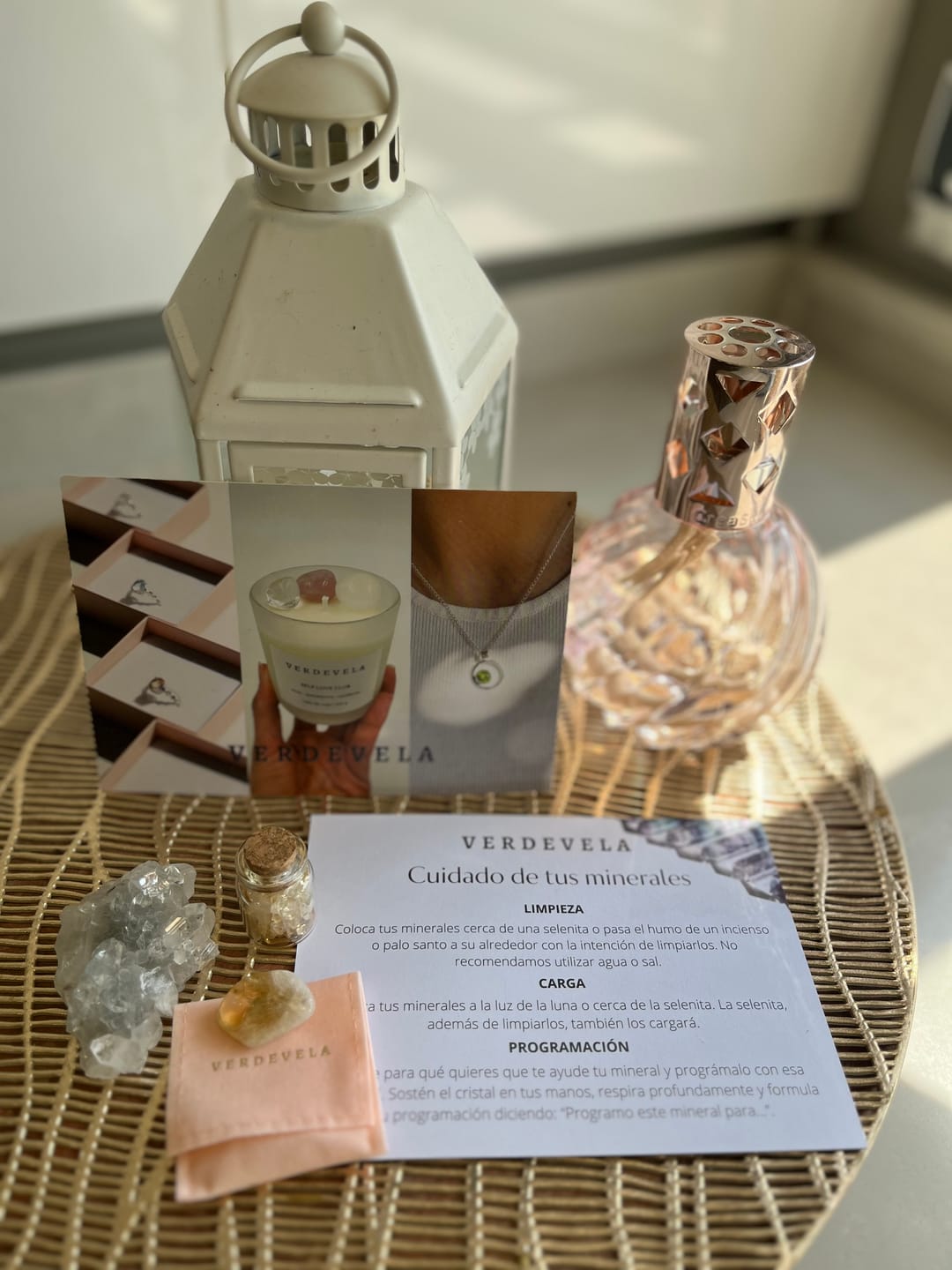 Customer photo review of Apofilita | Espiritualidad e intuición
