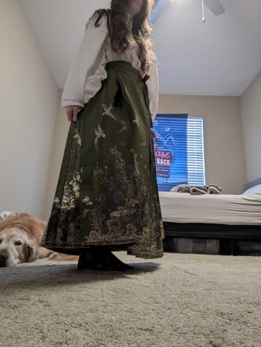 Customer photo review of Ying Mei 莹梅 Gilded Songbird Mamian Skirt Set