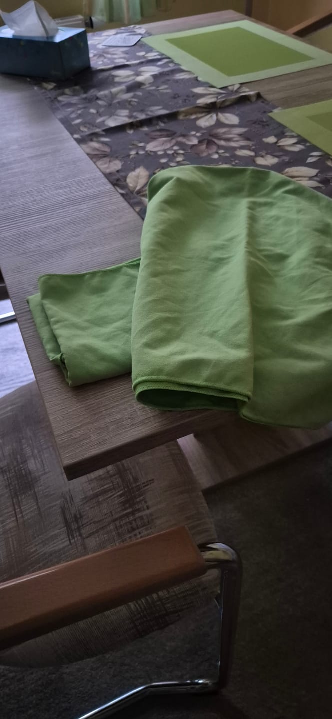 Customer photo review of Ultraleichtes Mikrofaser Reisehandtuch – schnell trocknend & kompakt